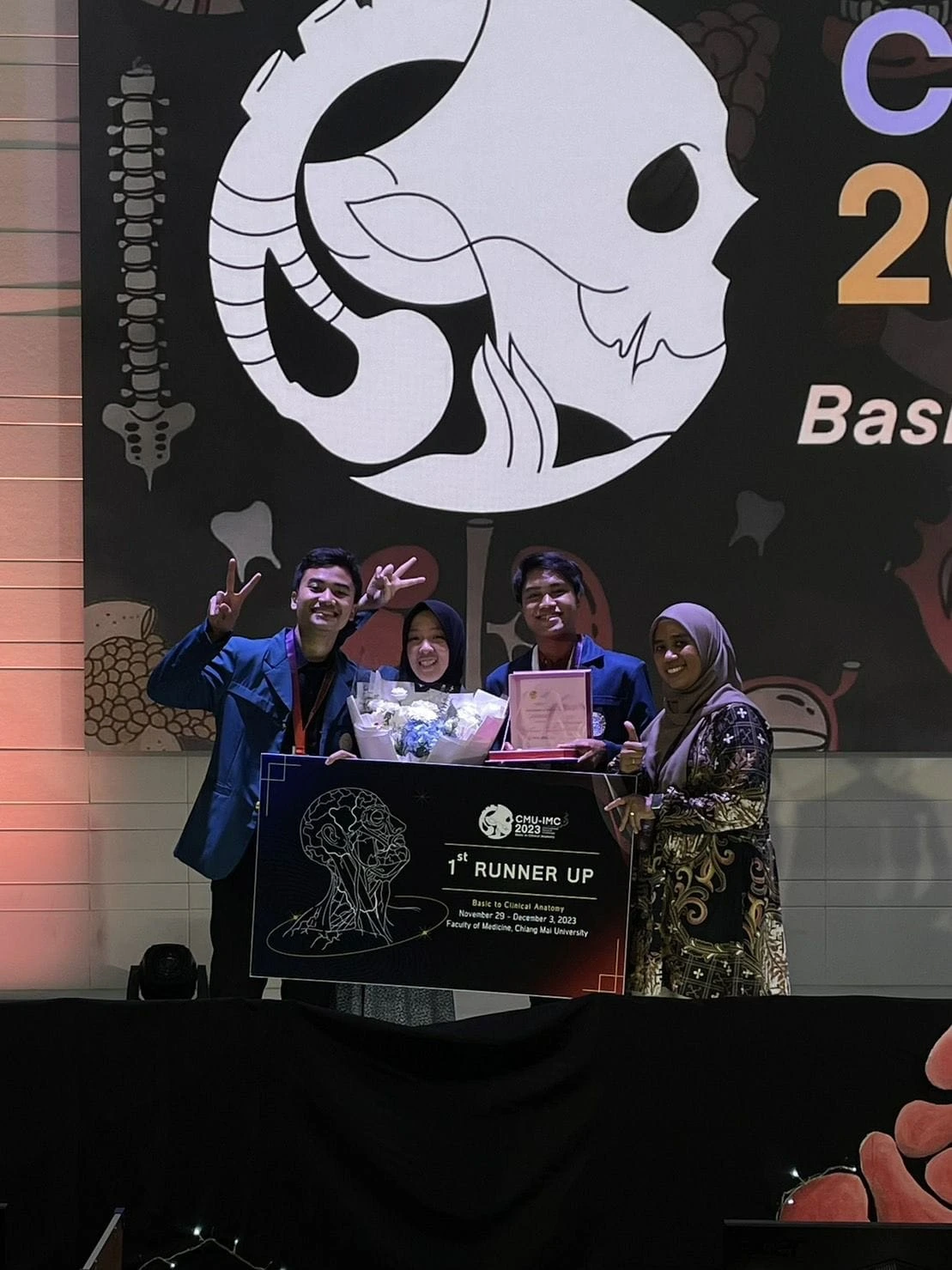 UNAIR Faculty of Medicine team wins the 2nd place award in the International Medical Challenge at Chiang Mai University, Thailand. (Photo: By courtesy)