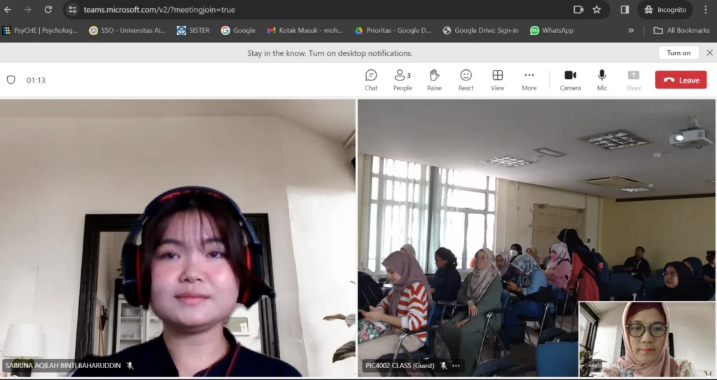 Dr Nur Ainy Fardana Msi, UNAIR Psychology Education lecturer, presented material on The Role of Visionary Leadership in Educational Transformation. (Photo: Special)