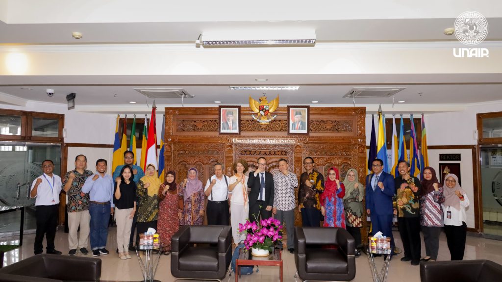 Kedubes Perancis Buka Kesempatan Kerjasama Pendidikan dengan UNAIR