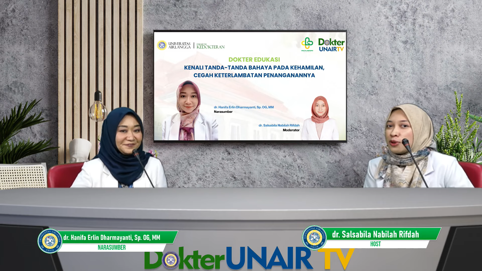 Foto Dari kanan dr Salsabila Nabilah Rifdah moderator dan dr Hanifah Erlin Dharmayanti sebagai narasumber: gelaran Dokter UNAIR TV pada jum’at (29/12/2023). (Foto:Istimewa)