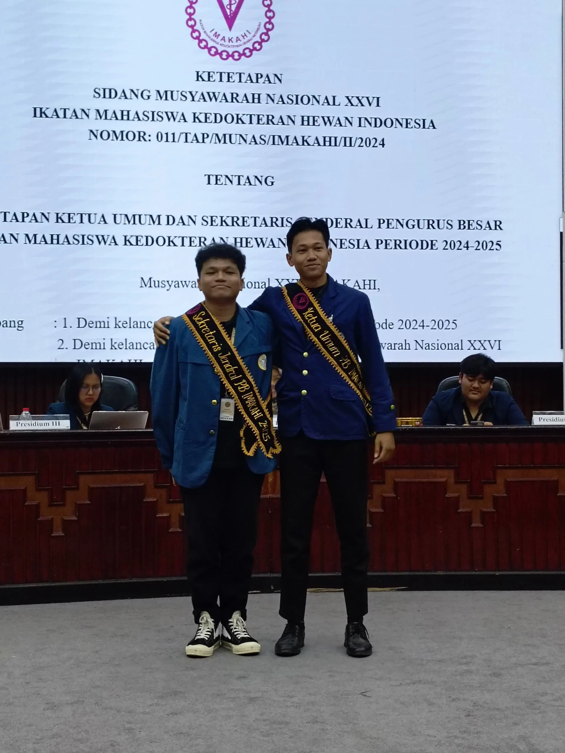 Alosious Primo Alvaro dari UNAIR (Kiri) sebagai Sekjend dan Muhammad Ihsan Arifin dari IPB University sebagai Ketua PB Imakahi Periode 2024/2025 (Sumber: Istimewa)