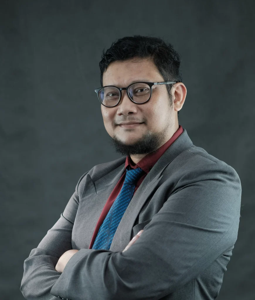 Dr Gancar C. Premananto CMA CDM AIBIZ selaku Pakar Ekonomi UNAIR,