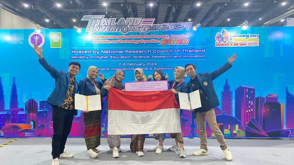 The Smartrose team from Universitas Airlangga won the gold medal in the IPITEX international competition in Thailand, on February 6, 2024. (Photo: By courtesy)