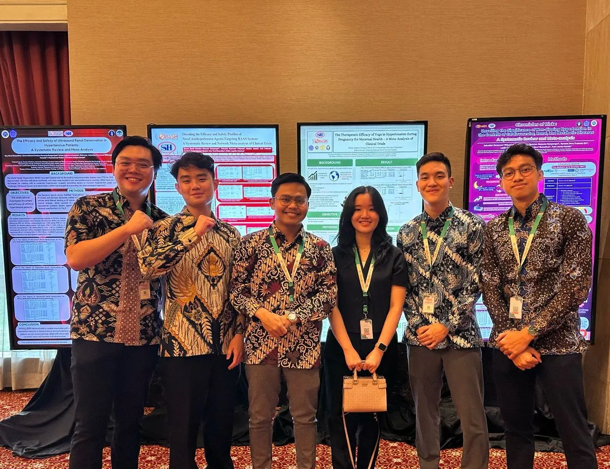 Roy Novri Ramadhan with his team at 18th Scientific Meeting of the Indonesian Society of Hypertension (InaSH) in Jakarta. (Photo: By courtesy)