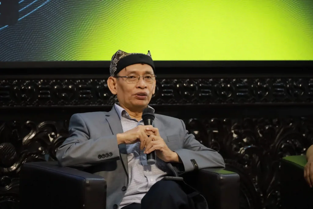 Rektor Universitas Airlangga, Prof Dr Mohammad Nasih SE MT Ak (Foto: PKIP UNAIR)