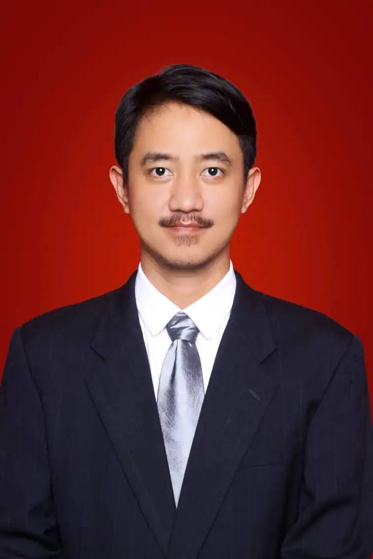 Ahli Nanomaterial Universitas Airlangga (UNAIR), Tahta Amrillah SSi Msc PhD (Foto: Istimewa)