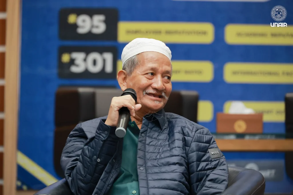 Pengajian Gus Ali di Aula Garuda Mukti, Kampus MERR-C, UNAIR (03/04/2024). (Foto: PKIP UNAIR)