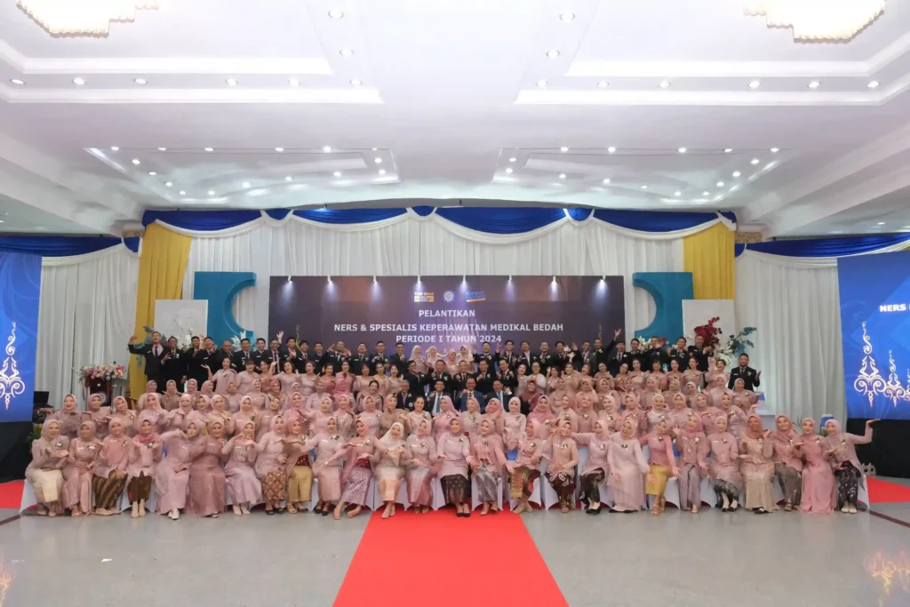 Pelantikan Ners Generalis dan Ners Spesialis Fakultas Keperawatan UNAIR Periode I Tahun 2024 (Foto: Istimewa)