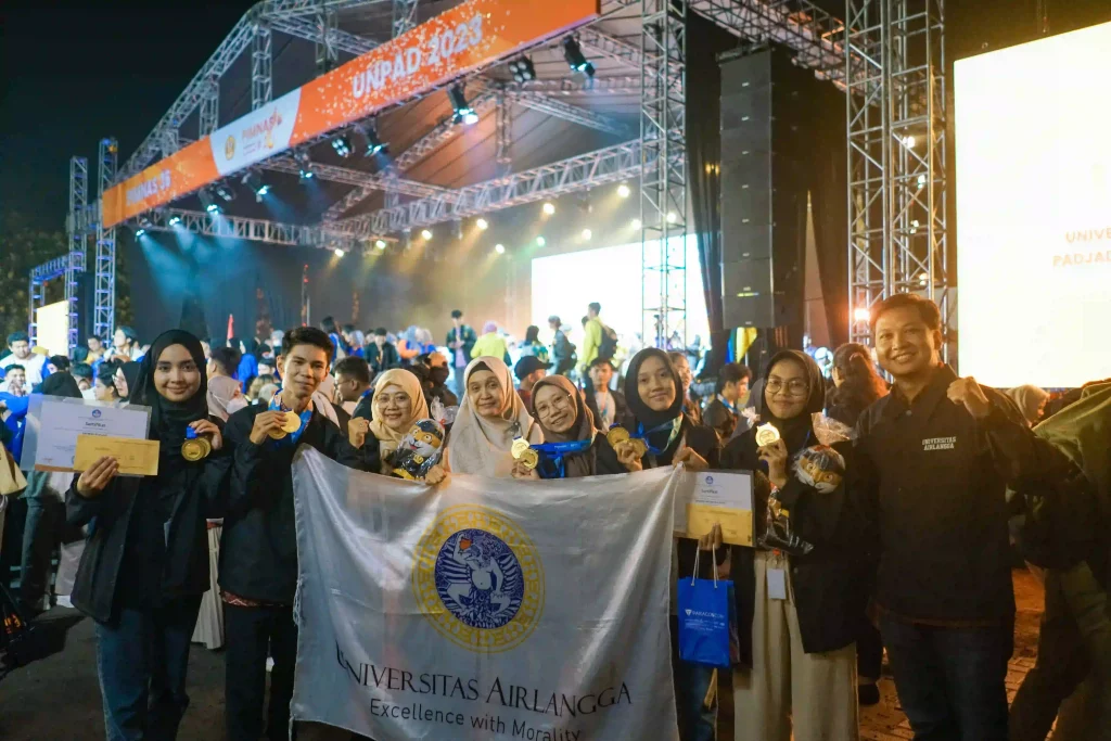 Tim Phyllanthus Reversemicelle Saat di PIMNAS Ke-36, Universitas Padjadjaran (Foto: Dokumentasi Narasumber)