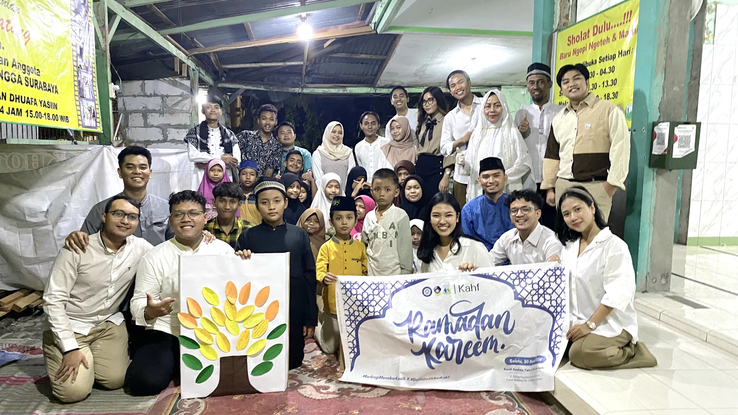 Paguyuban Duta UNAIR dan peserta acara Ramadan Kareem pada Sabtu (30/03/2024) di Panti Asuhan Yatim dan Duafa YASIIN SUARABAYA (Foto: Istimewa)