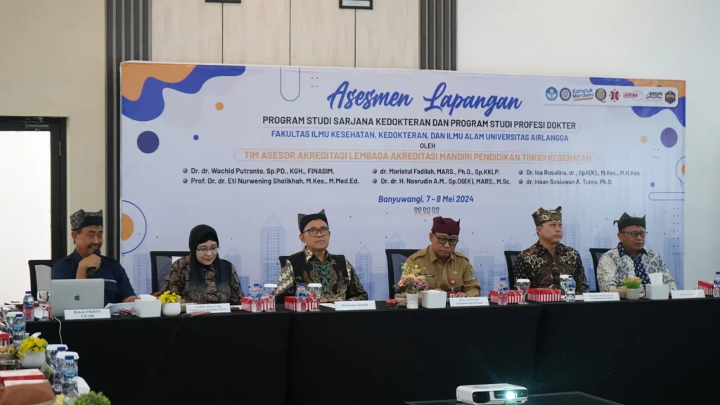 Pembukaan Asesmen Lapangan dalam rangka akreditasi minimum Kedokteran dan Profesi Dokter FIKKIA UNAIR. (Sumber: UKIP UNAIR)