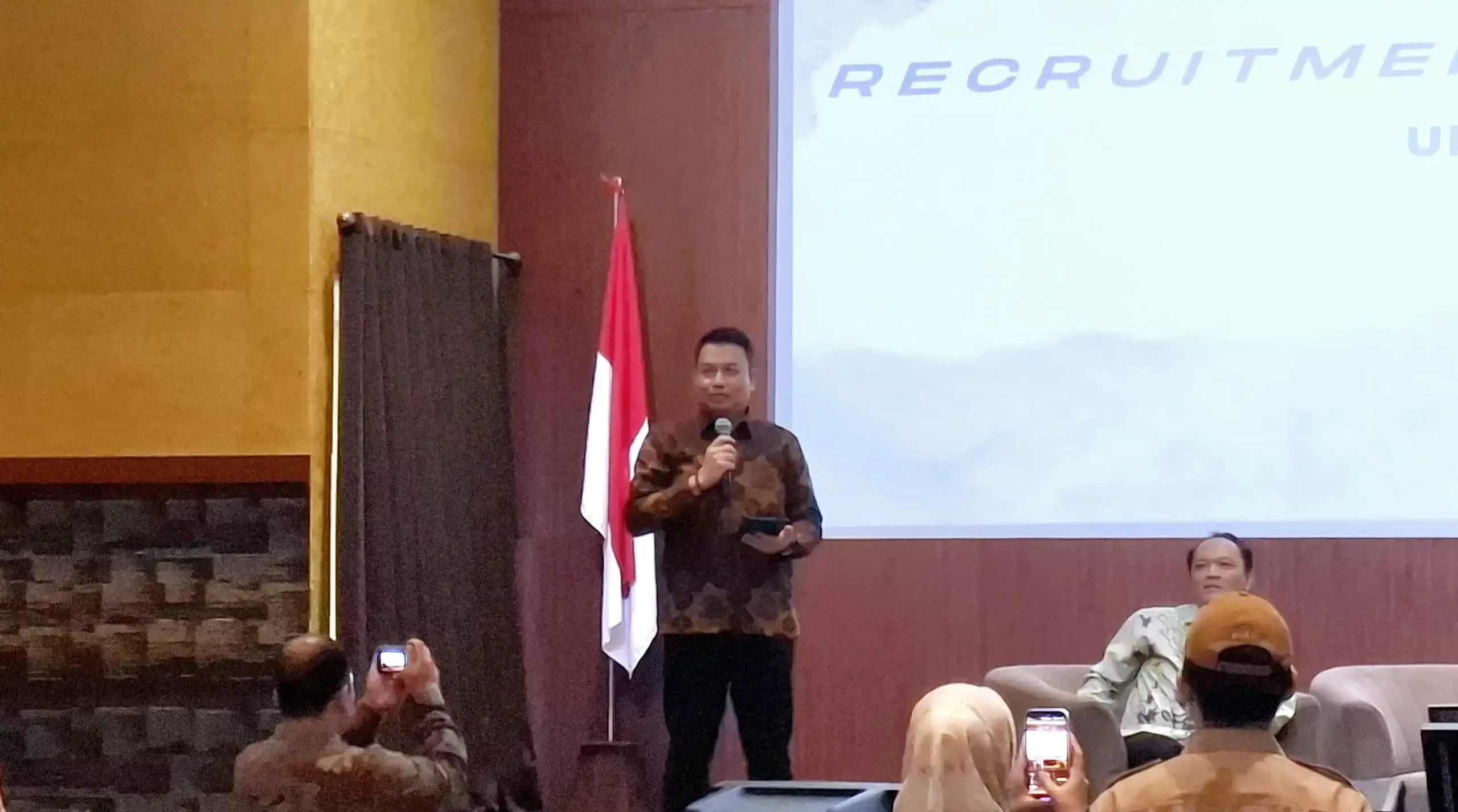 Pemaparan oleh Kepala Biro Sumber Daya Manusia BPOM, Dr Irwansyah SIP Msi. Irwansyah (Foto: Istimewa)