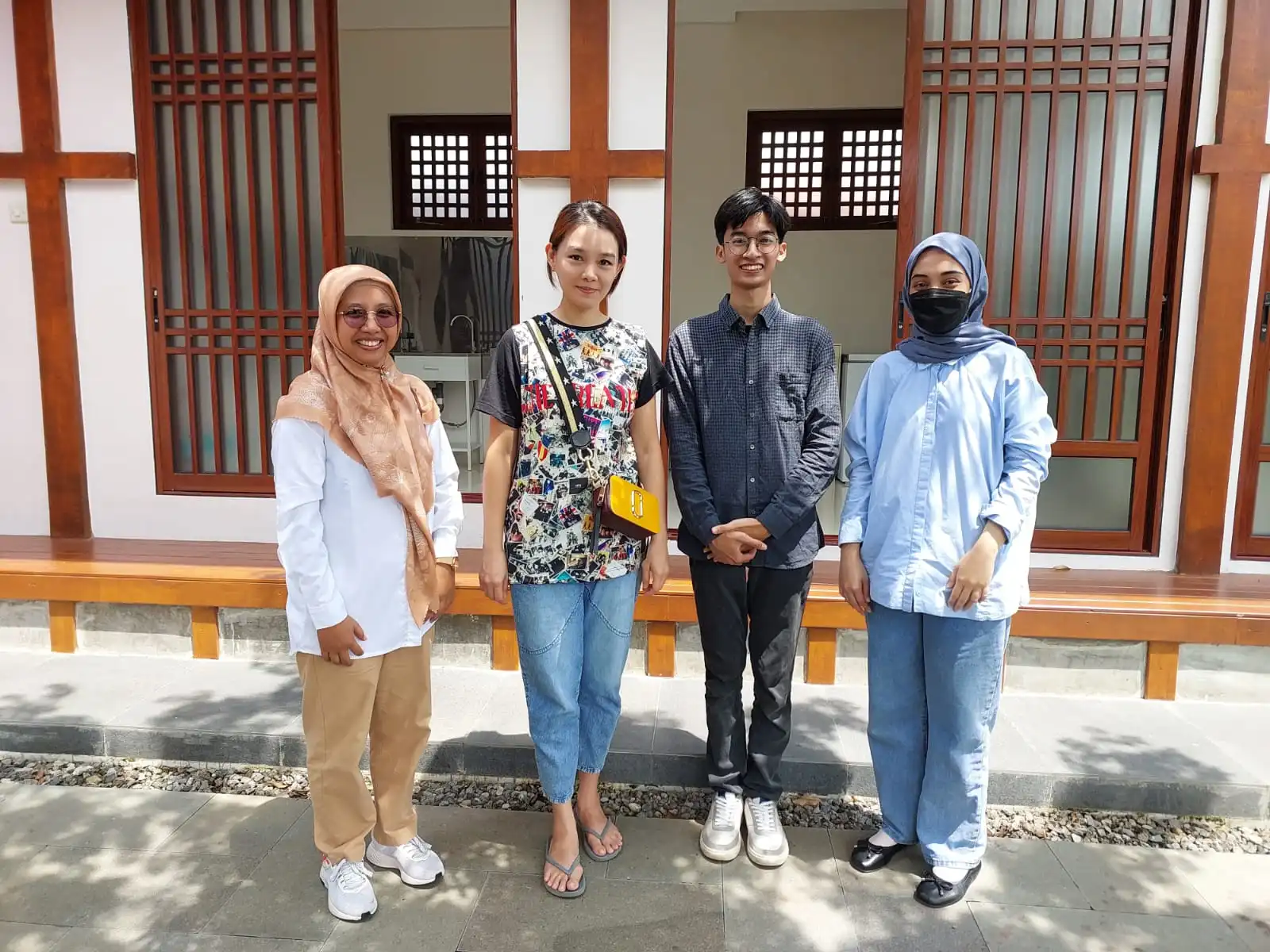 Muhammad Rafi with the owner of UD NAPA KIMCHI MSE during his internship at BPOM (Photo: Source doc.)