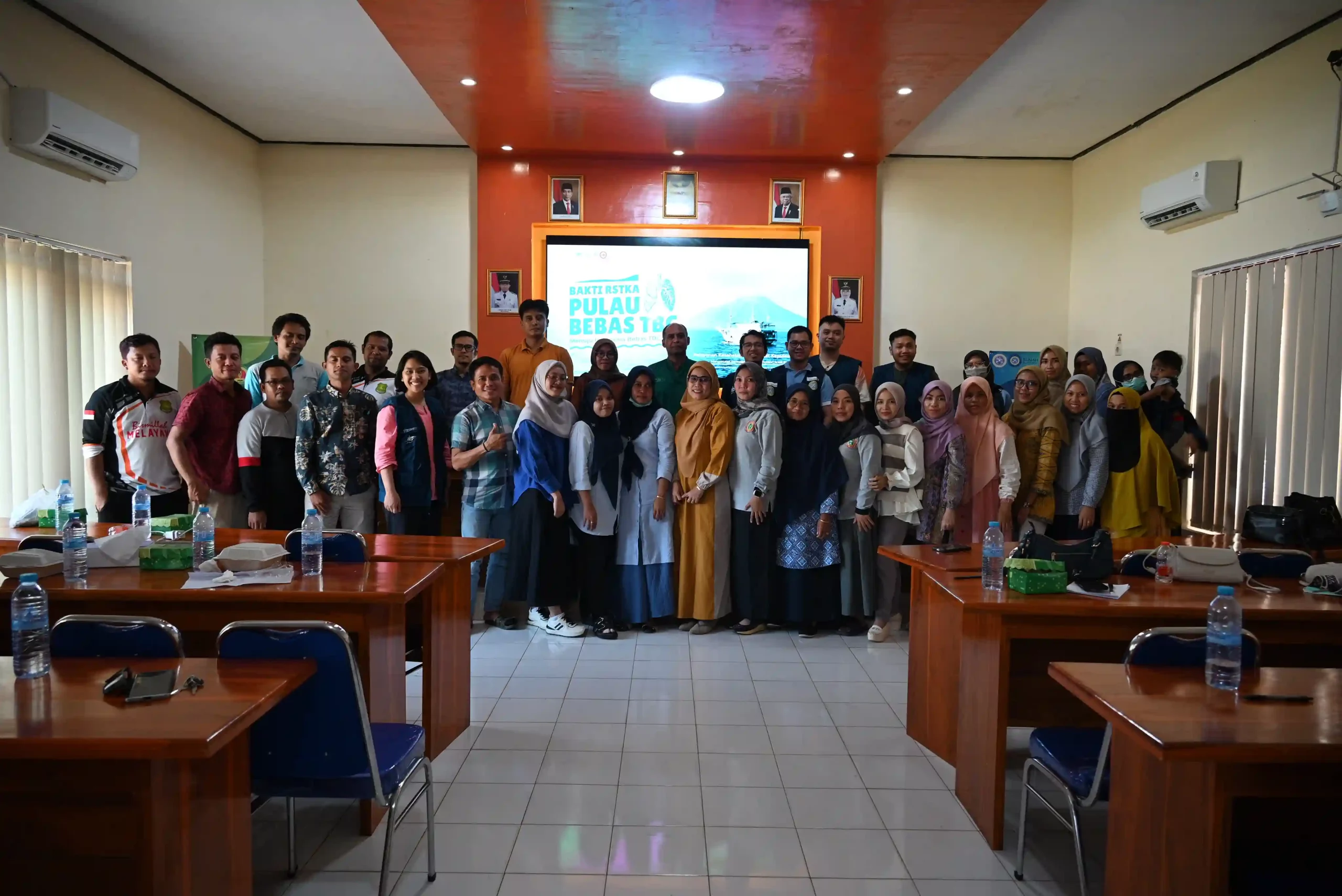 Tim RSTKA dalam kegiatan Bhakti RSTKA 2024 “Pulau Bebas TBC” (Foto: Istimewa)