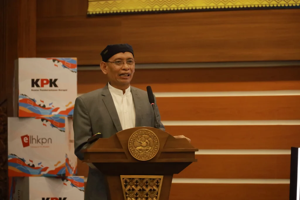 Rektor UNAIR, Prof Dr Moh Nasih SE MT Ak (Foto: PKIP UNAIR)