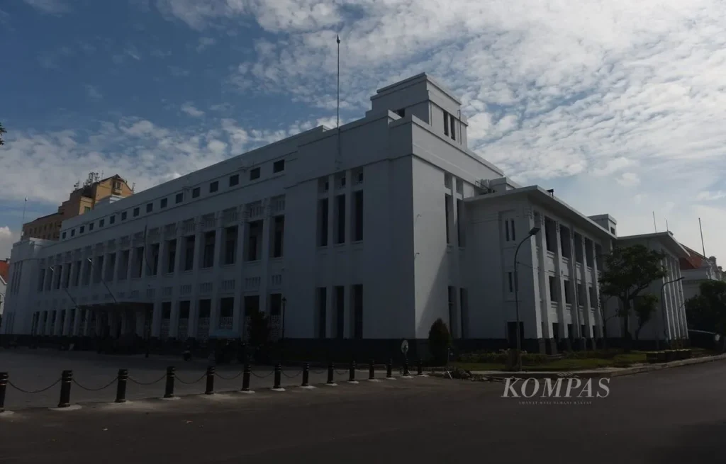 The Internatio Building, a trade and credit office during the Dutch colonial era.