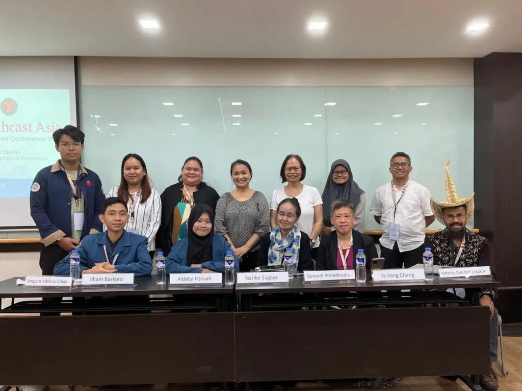 UNAIR FIB delegates at The 5th SEASIA Biennial Conference International Conference 2024 in University of the Philippines Diliman (Photo: By courtesy)