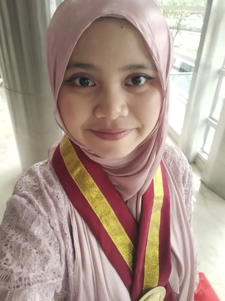 Foto Pribadi Naila Musta'inah Khairunnisa, calon mahasiswa baru Psikologi UNAIR. (Foto : Istimewa)