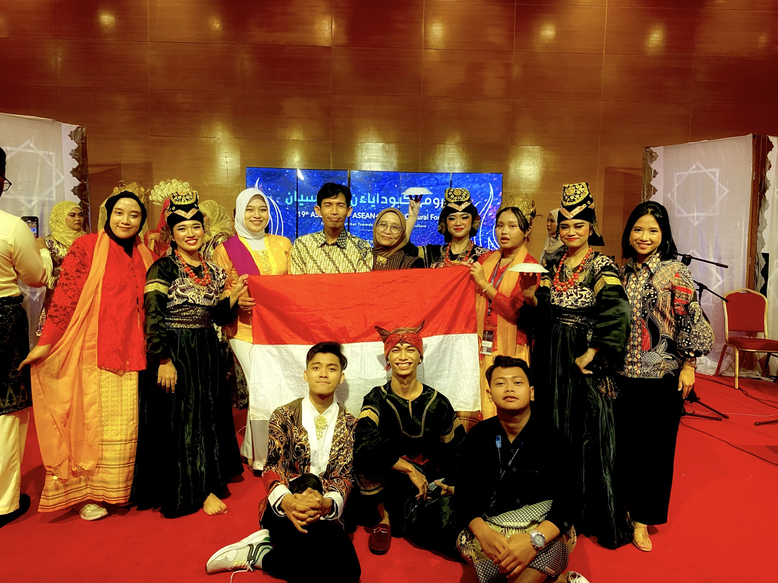 Duta UNAIR Jadi Delegasi Indonesia di Ajang AYCF di Brunei