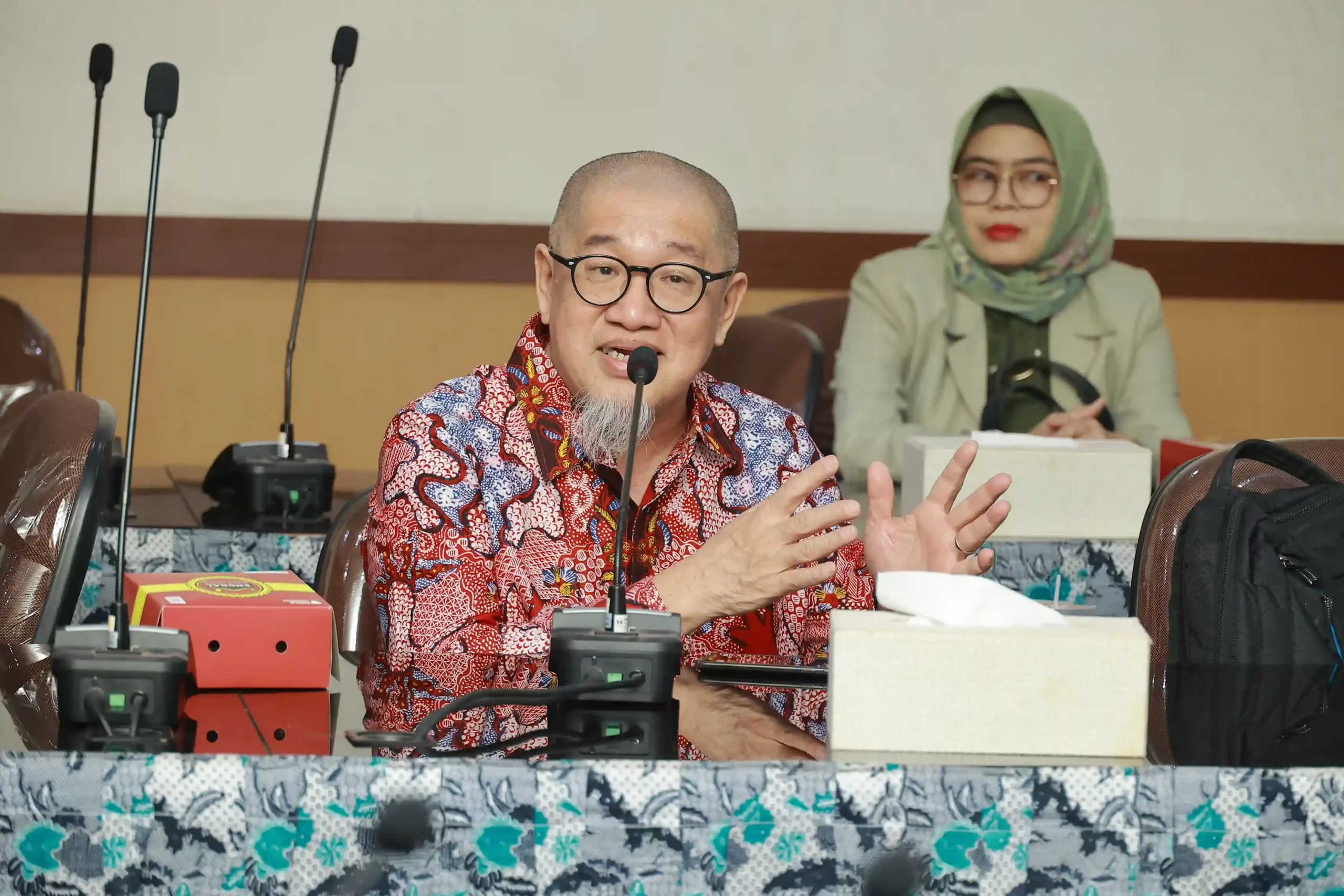 Prof Bagong saat menyampaikan materi (Foto: Istimewa)