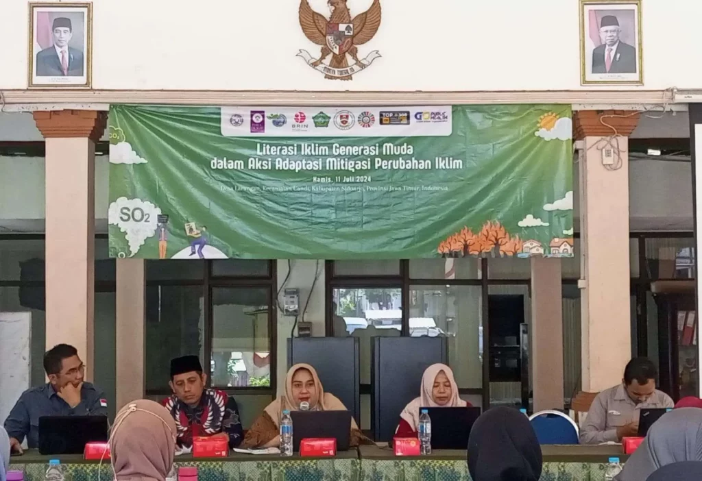 Kegiatan Pengmas FKM di Desa Larangan Sidoarjo, Kamis (11/7/2024) (Foto: Istimewa)