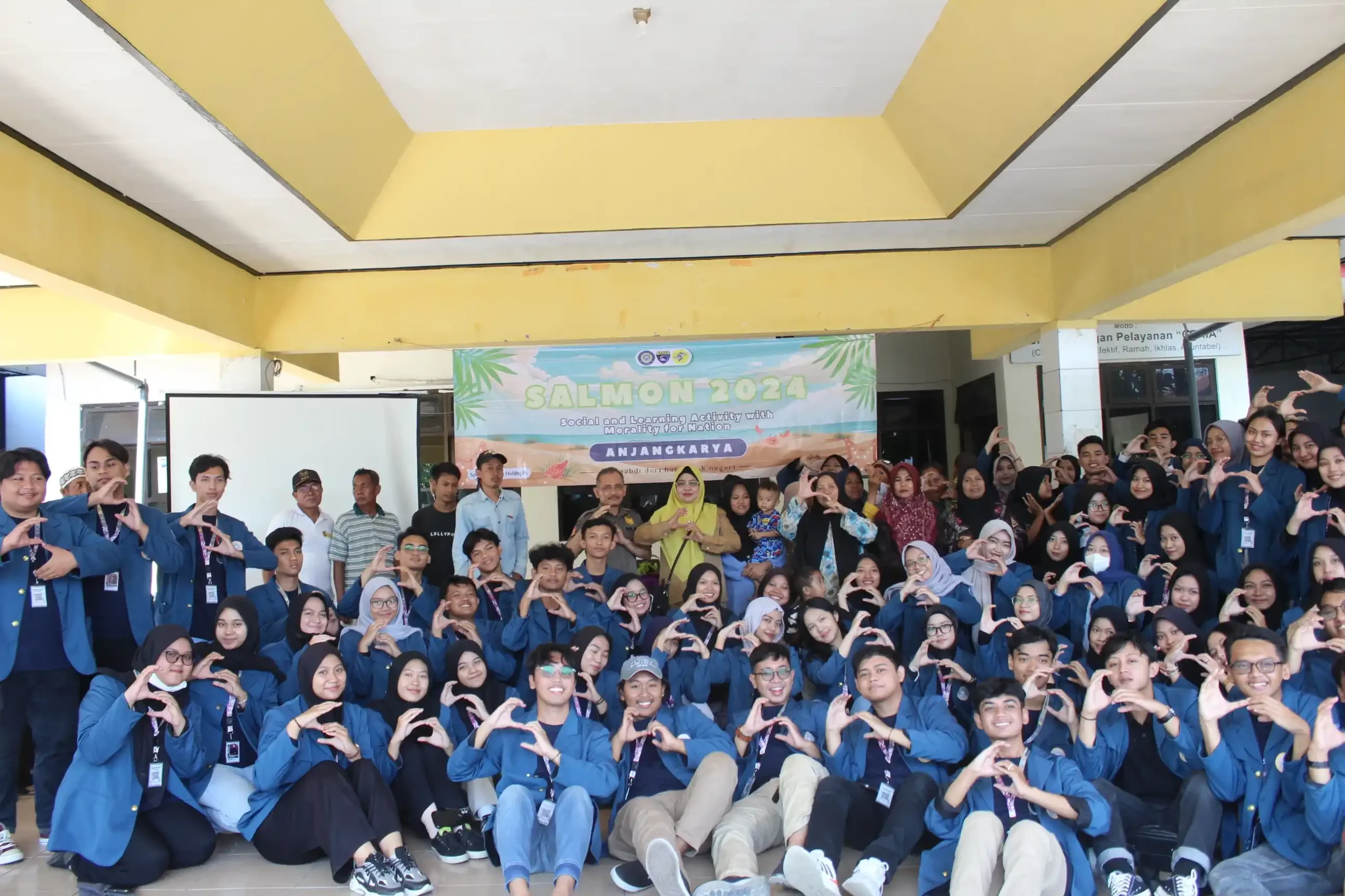Kegiatan pengabdian masyarakat SALMON 2024 BEM FPK UNAIR (Foto: Istimewa)