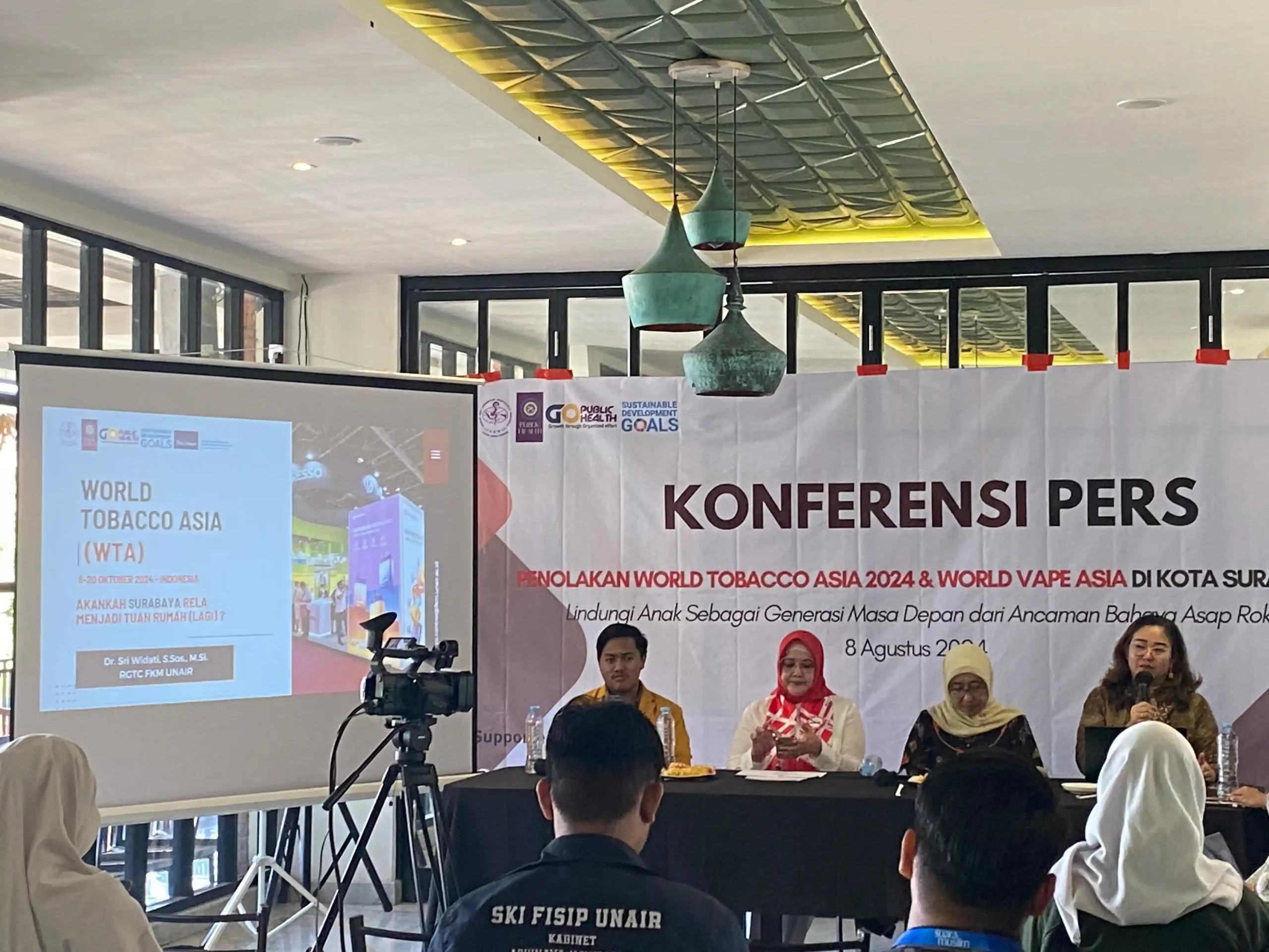 Konferensi pers Penolakan WTA dan WVS Kota Surabaya (Foto: Rosita)