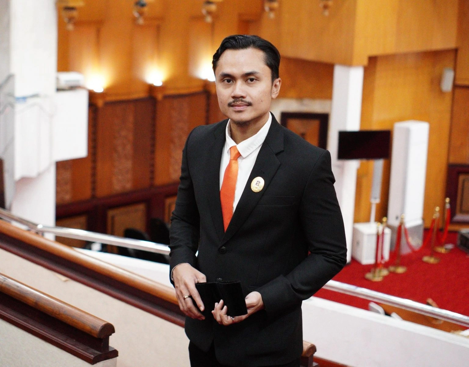 Faris Abidin alumni FPK UNAIR yang terpilih menjadi anggota DPRD Surabaya (Sumber: Istimewa)