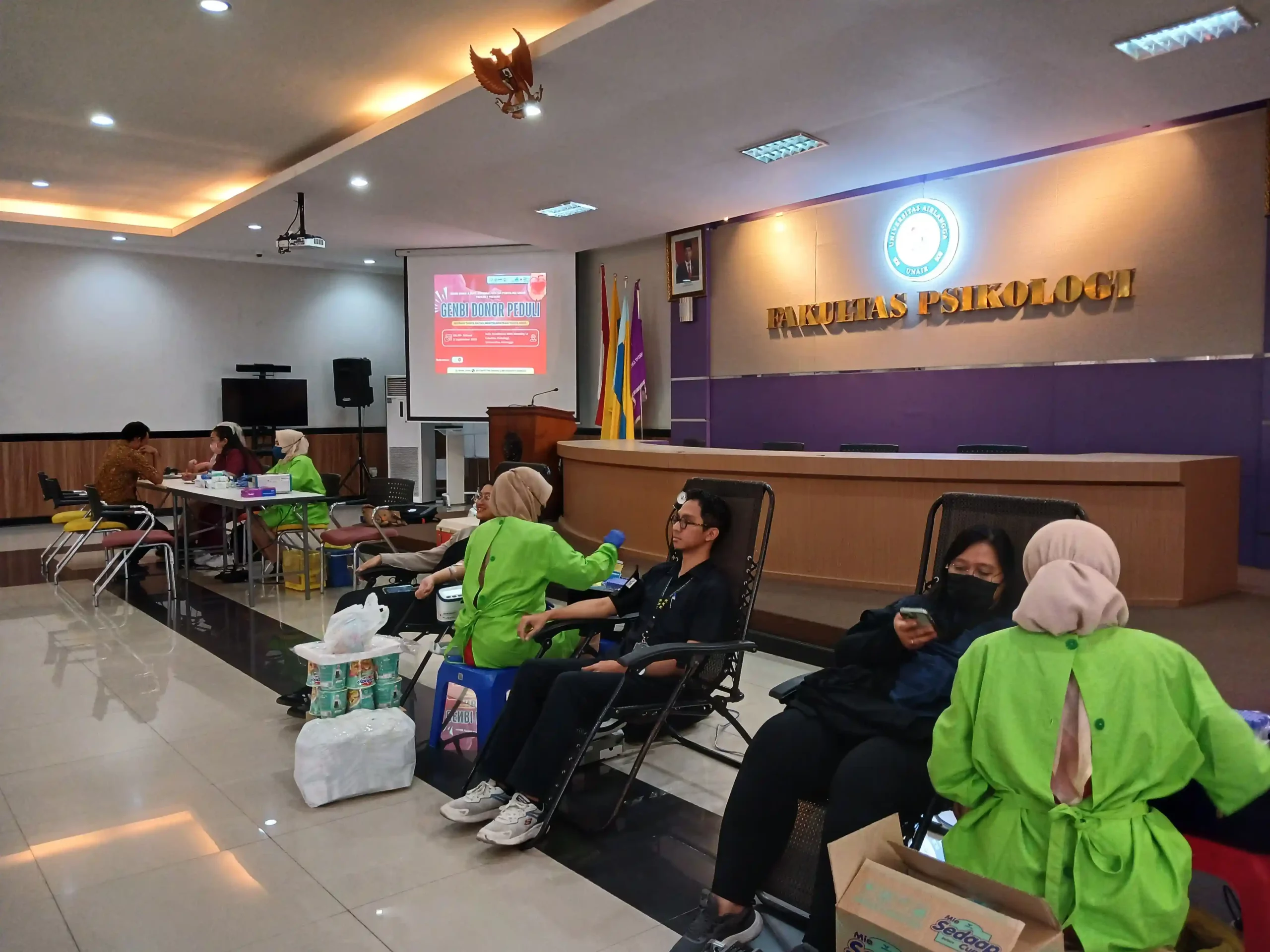 Kegiatan donor darah GenBi x BEM KM Psikologi UNAIR (Foto: Istimewa)