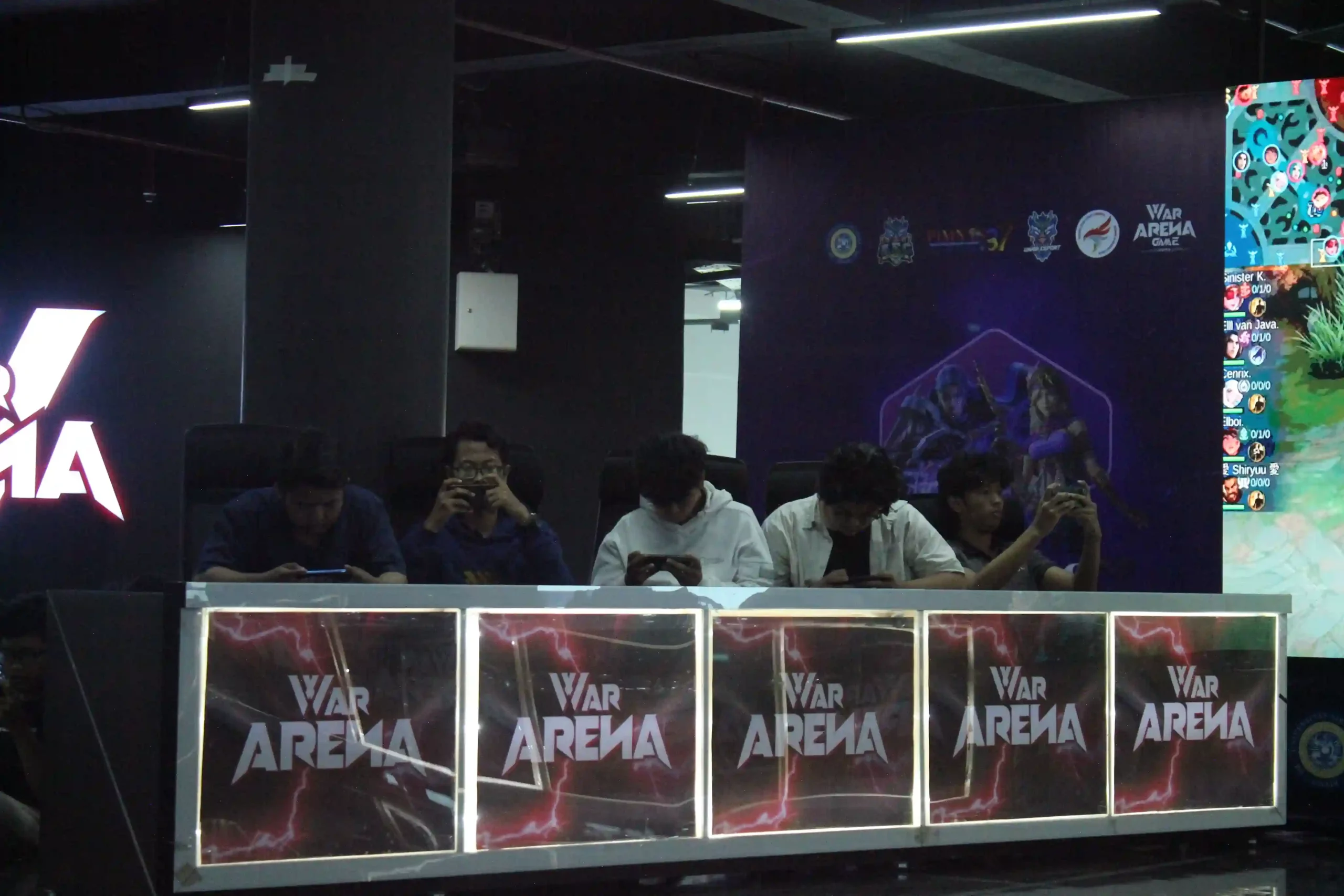 Berlangsungnya kompetisi mobile legend pada AEC (Foto: Dok. Panitia)