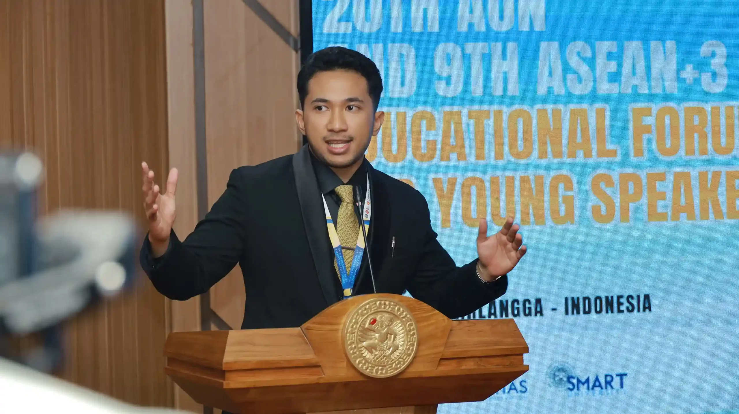 Salah satu delegasi saat mengikuti The AUN Educational Forum and Young Speakers' Contest (Foto: PKIP UNAIR)