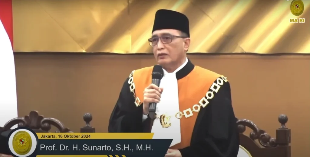 Prof (HCUA) Sunarto inaugurated as Chief Justice of Indonesian Supreme Court for 2024-2029 (Photo: Captured from YouTube Mahkamah Agung RI)