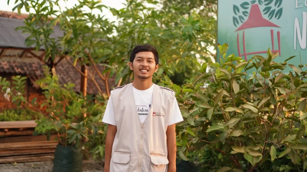 Rohim Ariful, Alumnus Universitas Airlangga yang mendirikan eduwisata Ndalem Kerto di Ponorogo (Foto: Dok. Narasumber)
