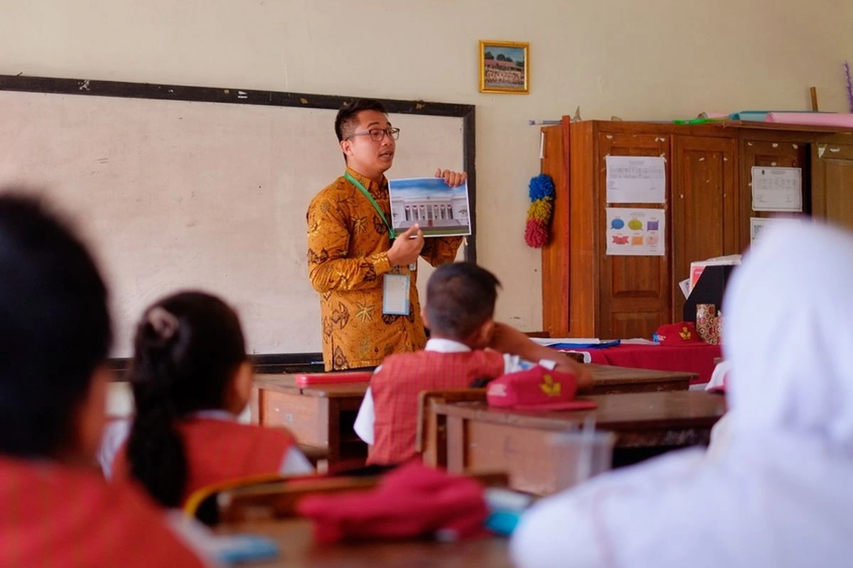 Ilustrasi Hari Guru Nasional (Foto: Kompas)