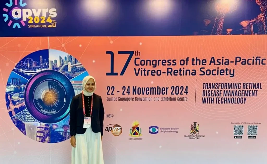 Annisa Salsabilla Dwi Nugrahani attending the 17th Congress of the Asia-Pacific Vitreo-Retina Society (APVRS) 2024 at the Suntec Singapore Convention and Exhibition Centre, Singapore. (Photo: By courtesy)