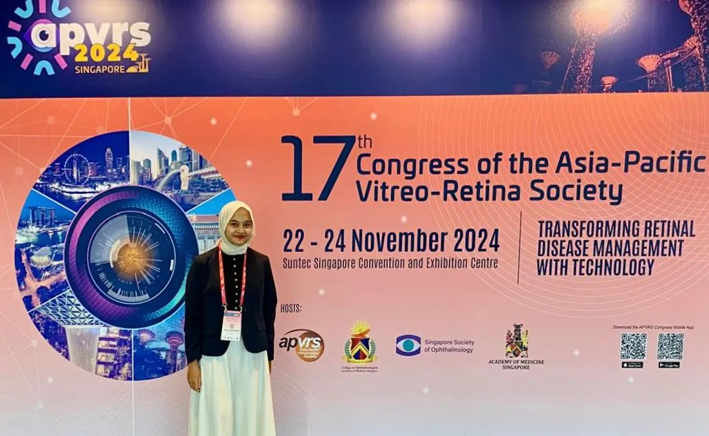 Annisa Salsabilla Dwi Nugrahani attending the 17th Congress of the Asia-Pacific Vitreo-Retina Society (APVRS) 2024 at the Suntec Singapore Convention and Exhibition Centre, Singapore. (Photo: By courtesy)