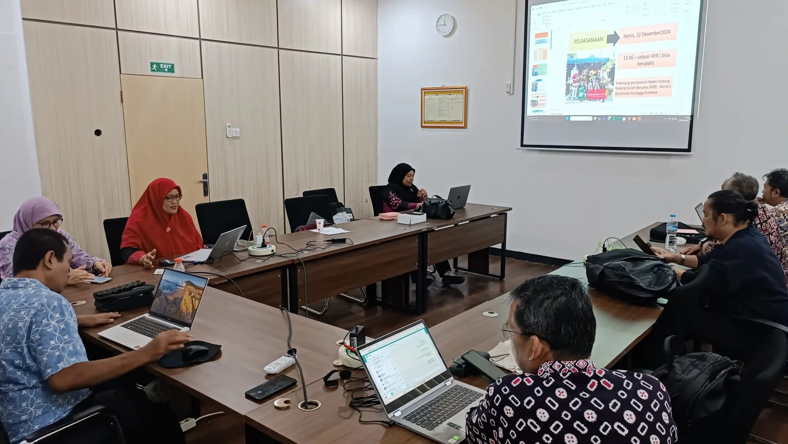 Salah satu kegiatan kunjungan tim UPKK UNAIR ke FIKKIA Banyuwangi (Foto: Istimewa)