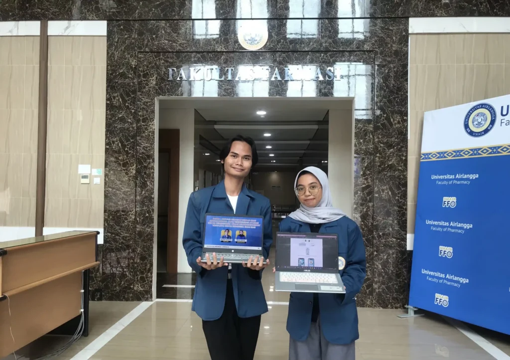 Reihan Ananta Noor Baihaqi and Rivia Ghina Rahmi, secured first place in the 2024 World AIDS Day (WAD) National Scientific Essay Competition (Photo: By courtesy)