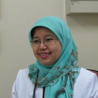 Dokter Spesialis Penyakit Dalam Endokrin-Metabolik-Diabetes Universitas Airlangga (UNAIR) dr Hermina Novida SpPD KEMD FINASIM (foto: dok pribadi)
