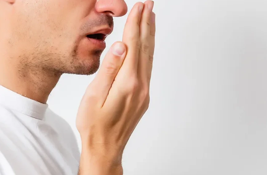 Bad breath illustration (Photo: Halodoc)