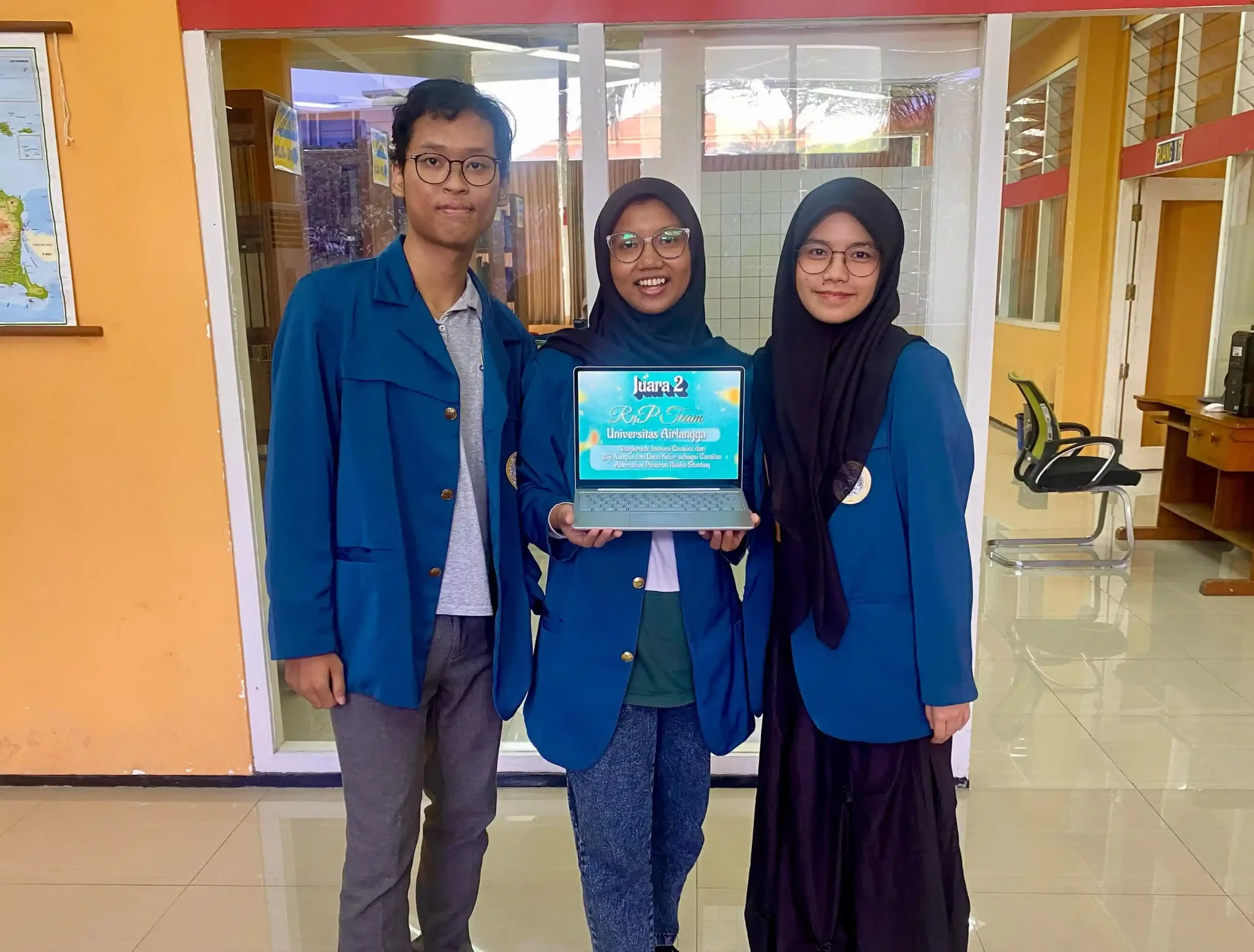 Tim RnP yang mendapatkan juara dua SIPLATION 2025 pada Sabtu (22/03/2025). (Foto: Dinnaya Mahashofia)
