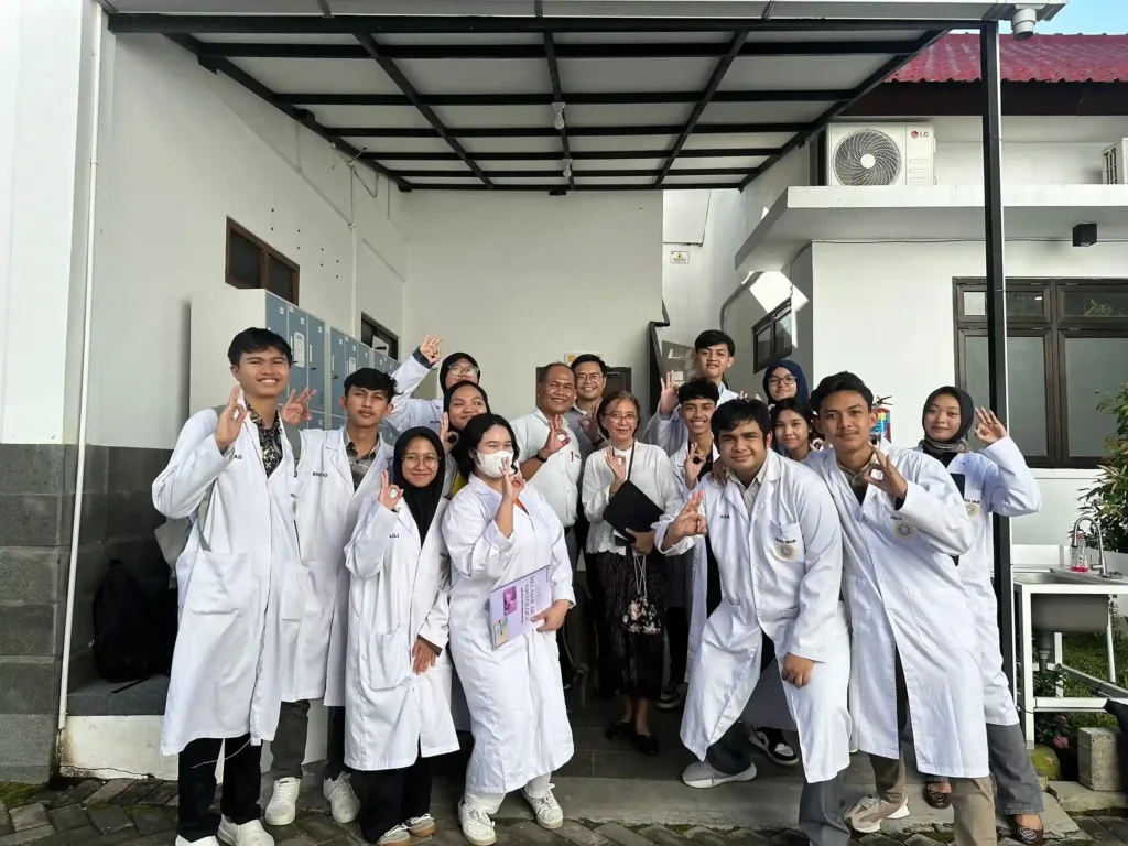 Students of FIKKIA (Photo: By courtesy)