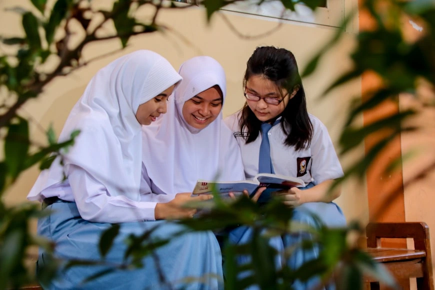 Senior high school students. (Photo: Unsplash.com).