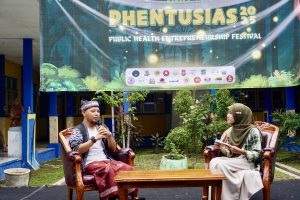 Penyampaian materi mengenai kewirausahaan oleh narasumber. (Foto: istimewa)