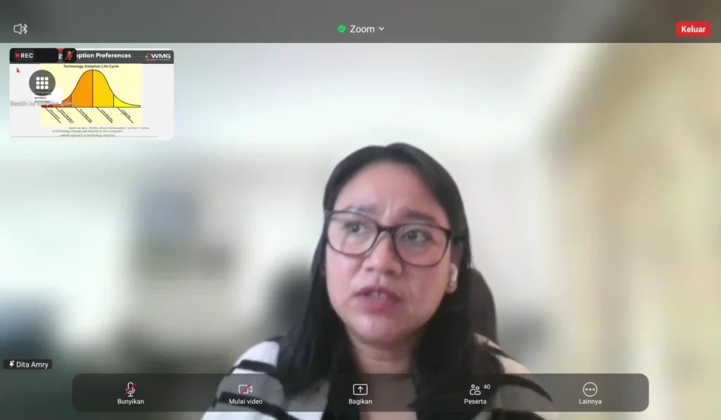 Dwitya Amry from the University of Warwick delivers a presentation on technology strategy (Photo: Zoom Screenshot)
