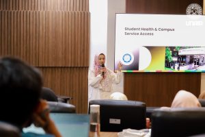 Astri Dewayani dr PhD, dokter sekaligus Experts SDGs Centre yang membagikan materi mengenai kesehatan dan kesejahteraan sosial dalam AMORA, Rabu (14/5/2025)