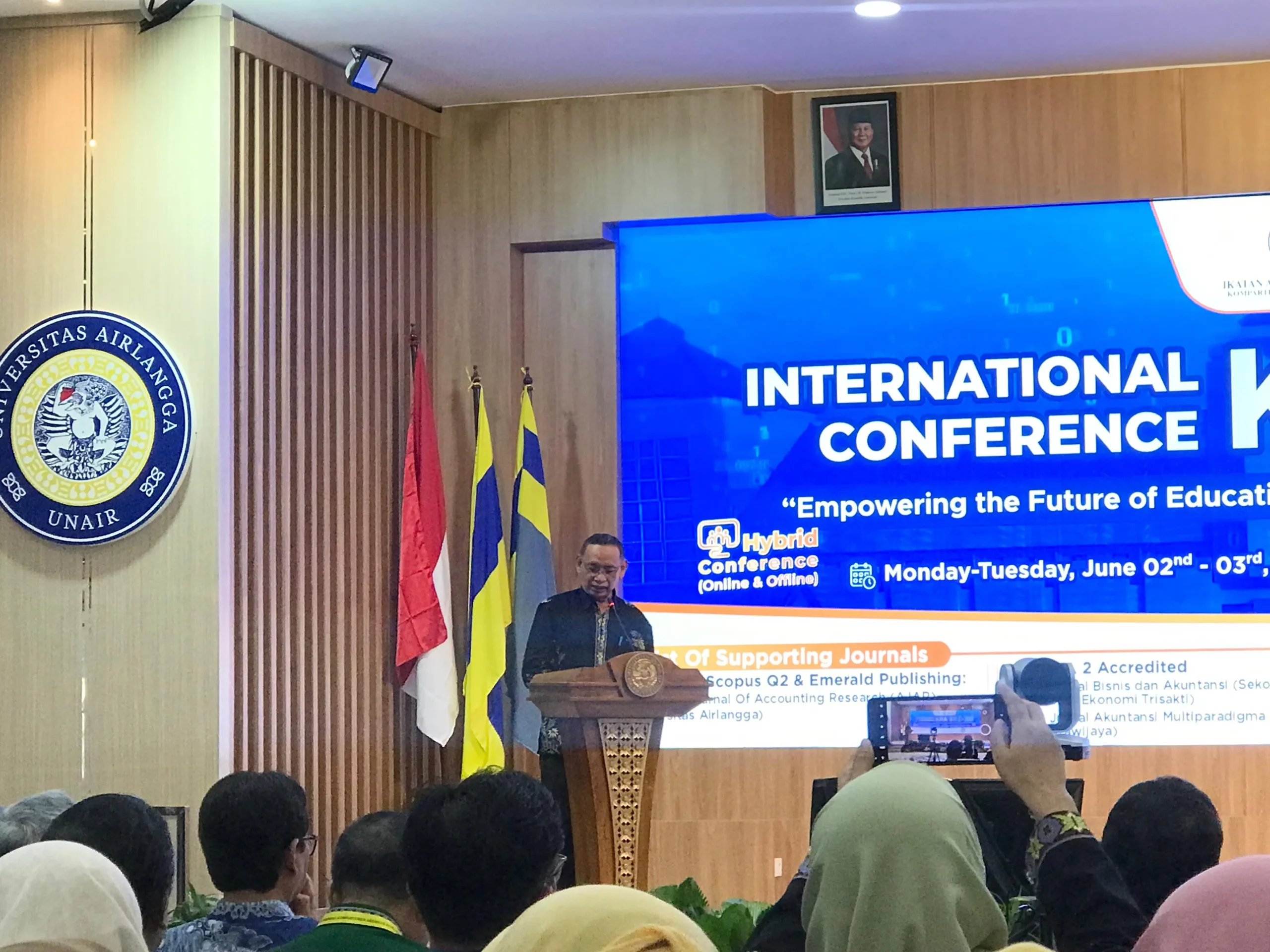 Sesi Welcoming Speech oleh Rektor UNAIR Prof Dr Mohammad Nasih SE MT Ak CA.. (Foto: Istimewa)
