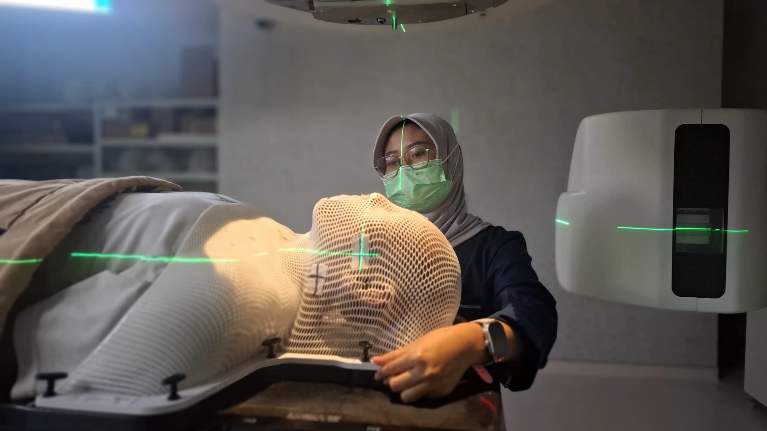 UNAIR’s D4 Radiological Imaging Technology students collaborating with a hospital in Malang (Photo: By courtesy)