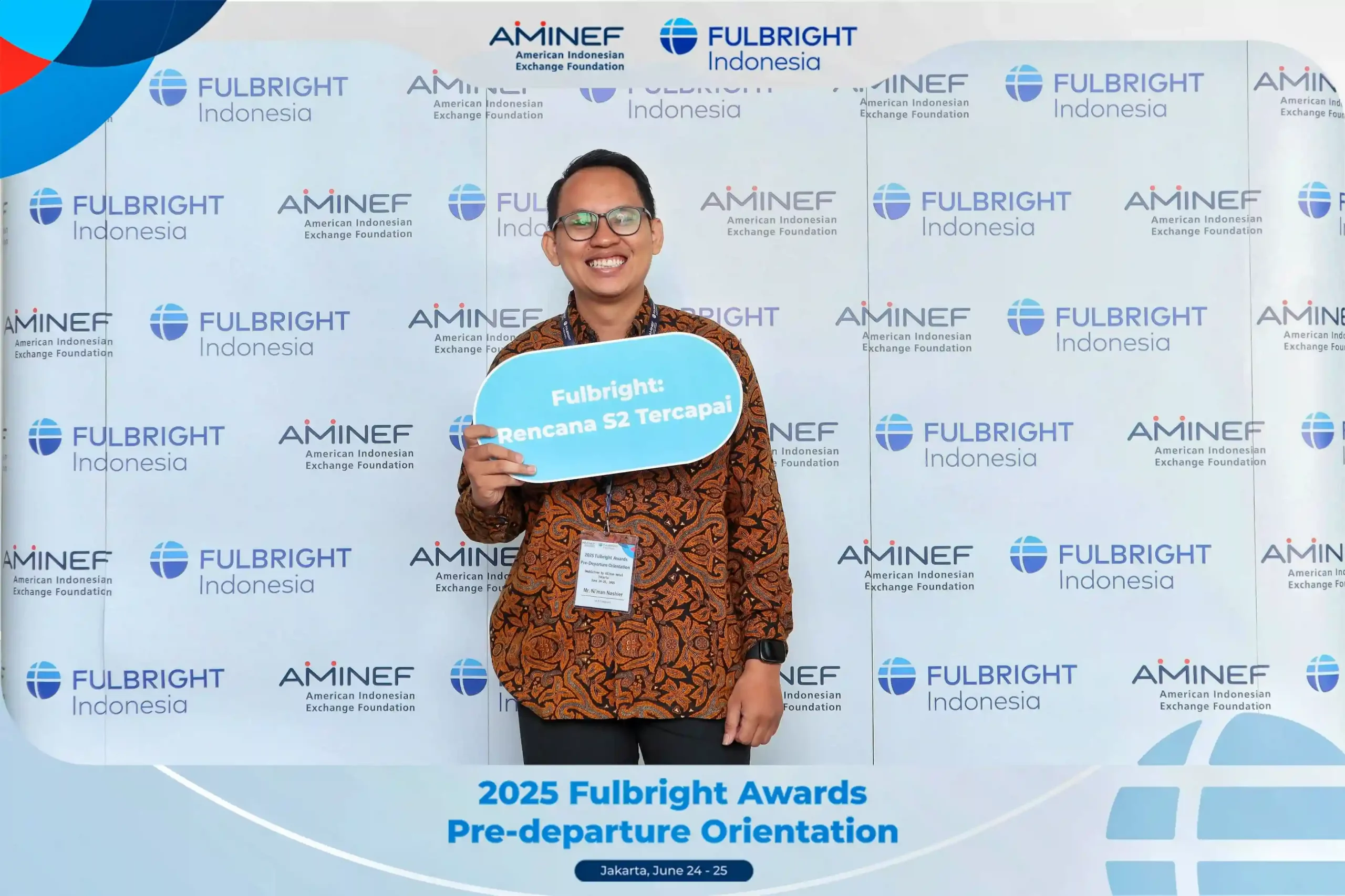 Alumni sekaligus dosen UNAIR, Ni’man Nashier pada Fulbright Awards Pre-departure Orientation 2025 di Jakarta (Foto: Istimewa)