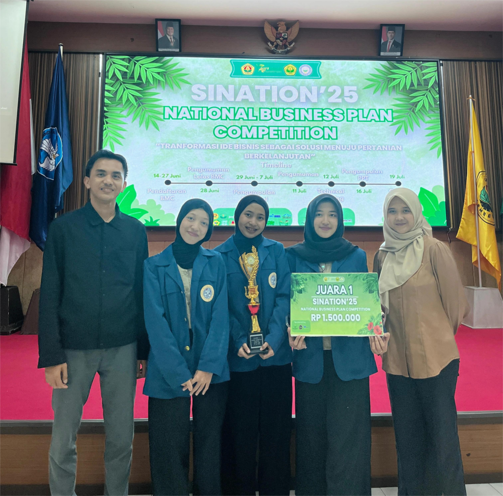 Tim BioPack saat sesi awarding bersama para juri (Foto: Narasumber)